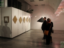 wernisaż wystawy "Od 0 do 1" Adama Skóry (1 marca 2013)